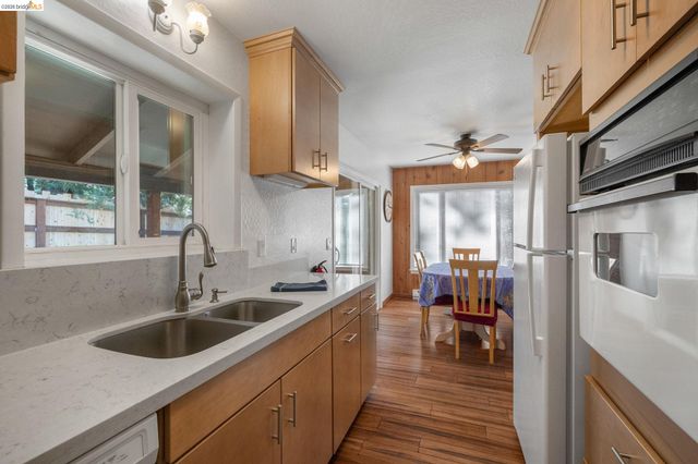 24363 Jeanita Ln, Mi Wuk Village, CA 95346