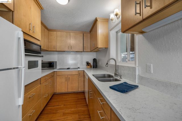 24363 Jeanita Ln, Mi Wuk Village, CA 95346