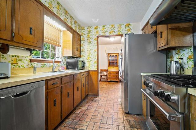 6923 Floyd Place, Theodore, AL 36582
