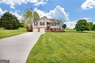 236 Five Oaks Drive, Clarkesville, GA 30523