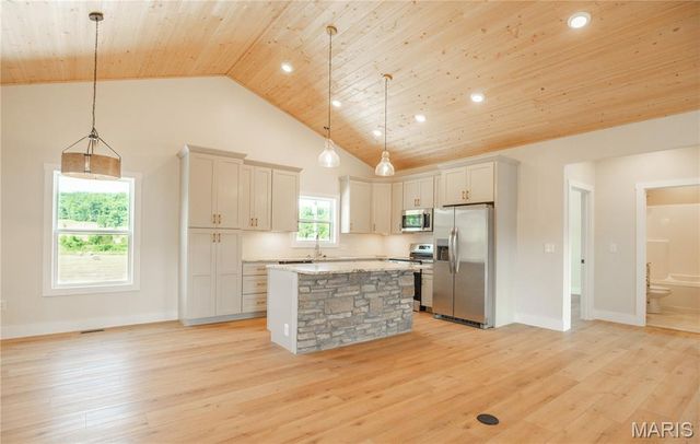 275 Riverside Drive, Van Buren, MO 63965