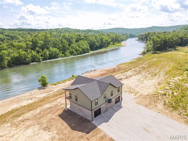 275 Riverside Drive, Van Buren, MO 63965