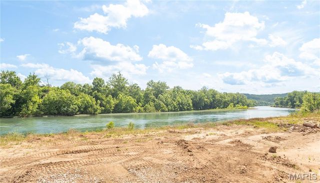 275 Riverside Drive, Van Buren, MO 63965