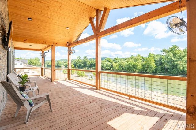 275 Riverside Drive, Van Buren, MO 63965