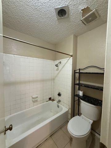 610 Via Corona, Mesquite, TX 75150