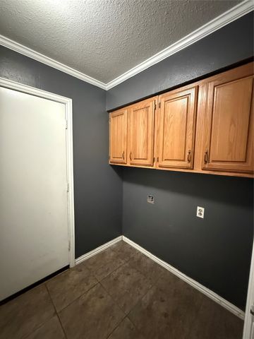 610 Via Corona, Mesquite, TX 75150