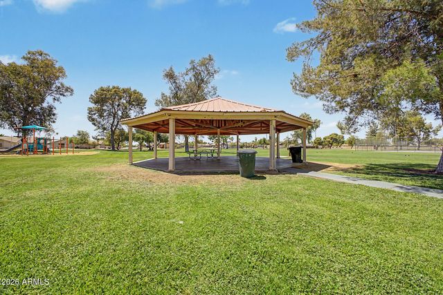 1915 N AVENIDA DE PALMAS -- 5, Casa Grande, AZ 85122