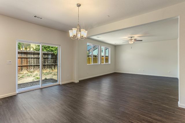 3150 Vermillion Dr, Stockton, CA 95206