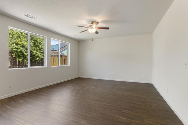 3150 Vermillion Dr, Stockton, CA 95206