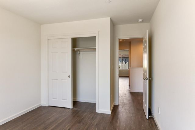 3150 Vermillion Dr, Stockton, CA 95206