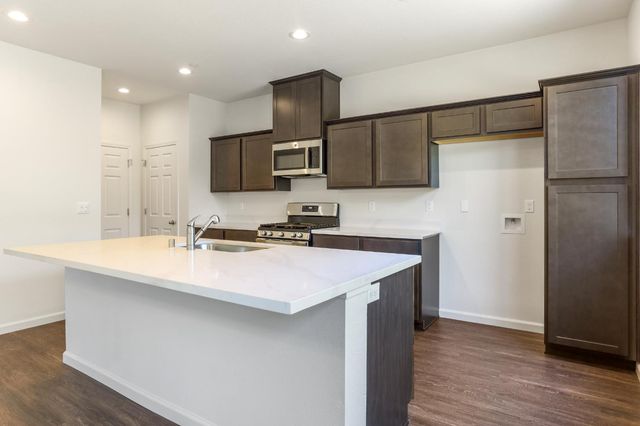 3150 Vermillion Dr, Stockton, CA 95206