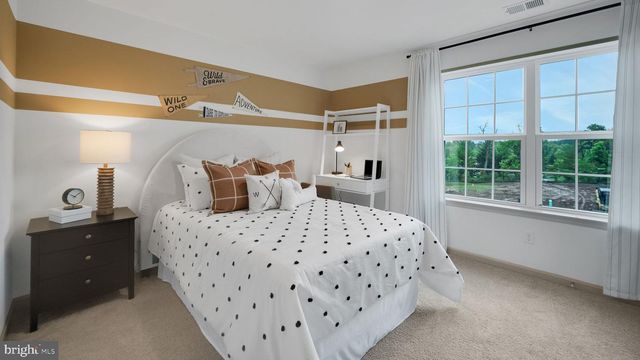 110 CHRISTINA DR, York, PA 17404