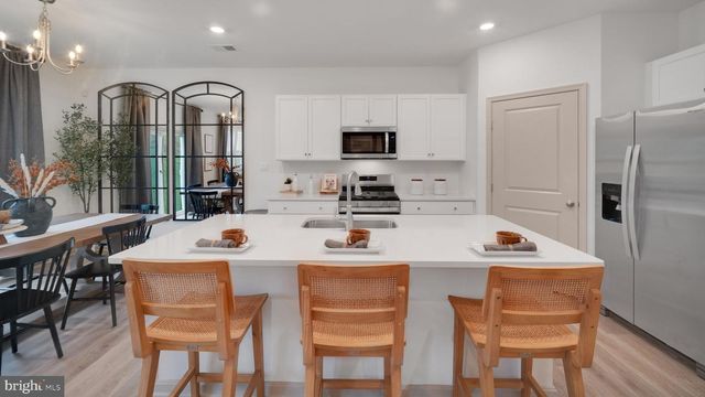 110 CHRISTINA DR, York, PA 17404