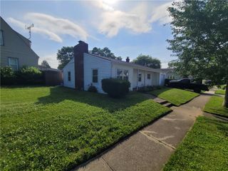 2402 John Glenn Road, Dayton, OH 45420