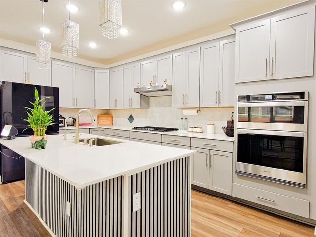 332 Turnbuckle BND, Leander, TX 78641