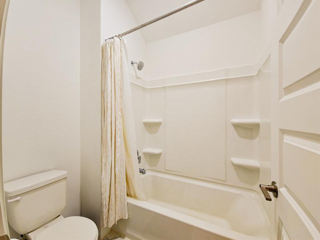 332 Turnbuckle BND, Leander, TX 78641
