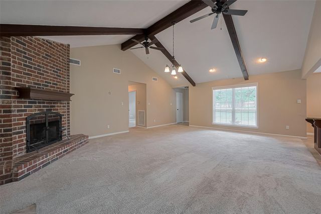 8 Riverwood Lane, Hempstead, TX 77445