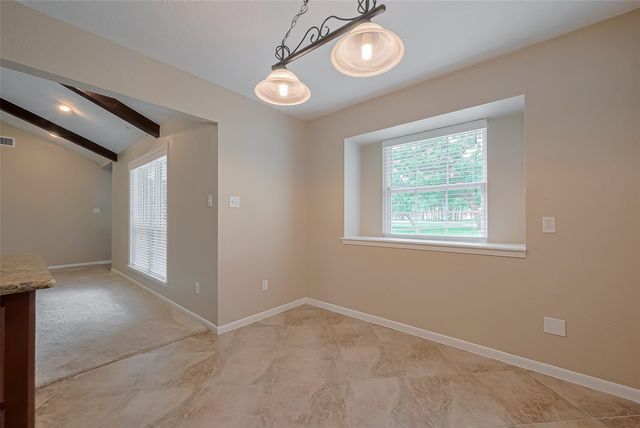 8 Riverwood Lane, Hempstead, TX 77445