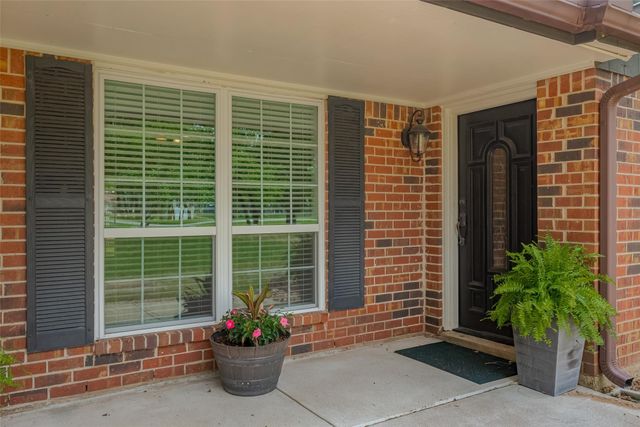 8 Riverwood Lane, Hempstead, TX 77445