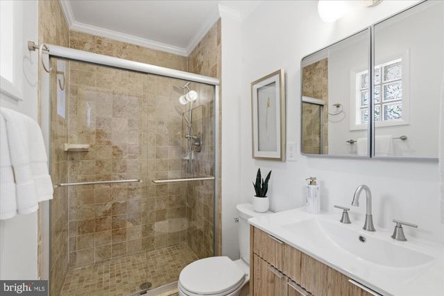 2905 MAPLEWOOD PL, Alexandria, VA 22302