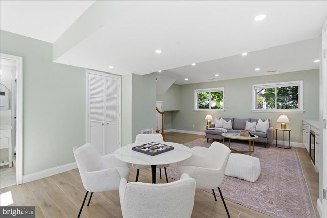 2905 MAPLEWOOD PL, Alexandria, VA 22302