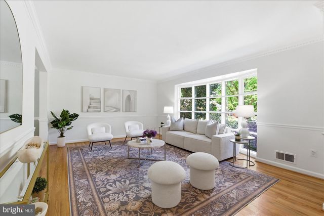 2905 MAPLEWOOD PL, Alexandria, VA 22302