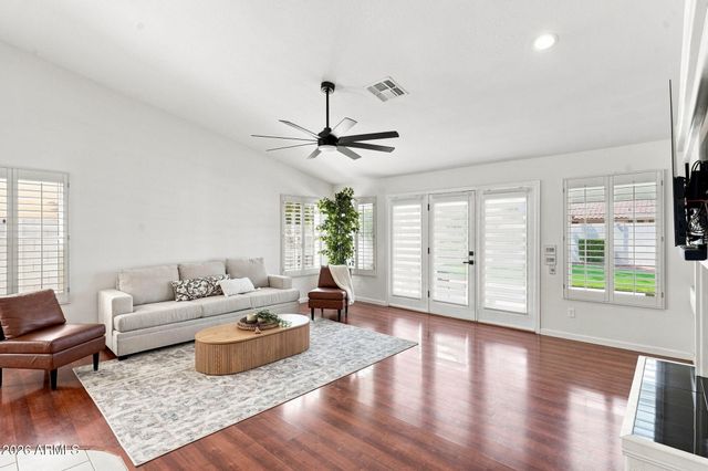 2540 E SAGEBRUSH Street, Gilbert, AZ 85296