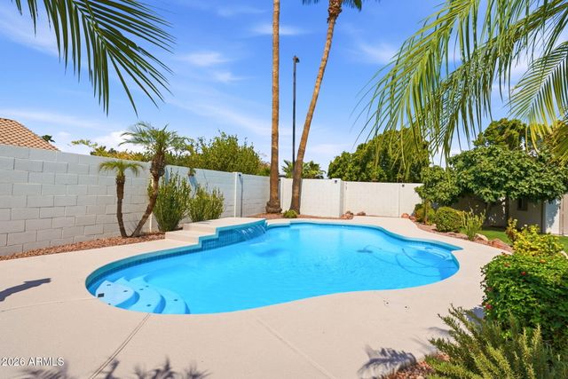 2540 E SAGEBRUSH Street, Gilbert, AZ 85296