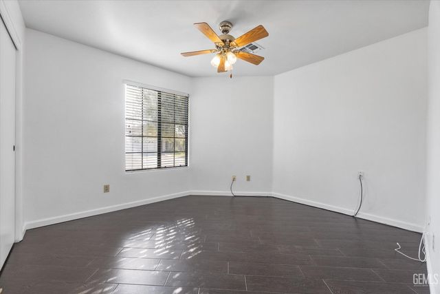 8201 Norfolk Court, Bakersfield, CA 93311