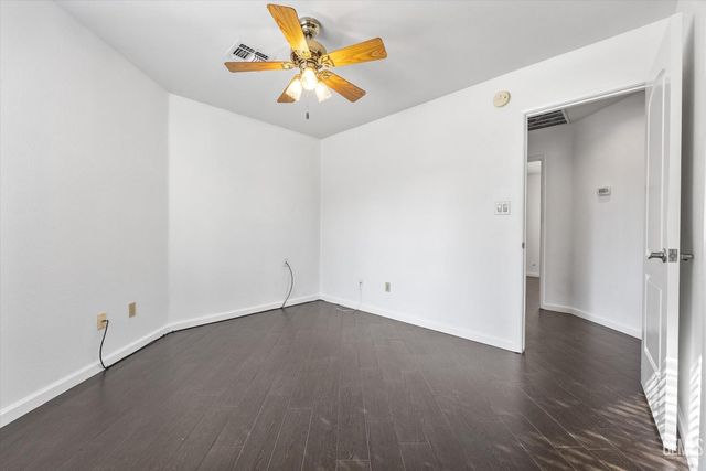 8201 Norfolk Court, Bakersfield, CA 93311