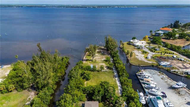 6141 ELLIOTT STREET, Punta Gorda, FL 33950