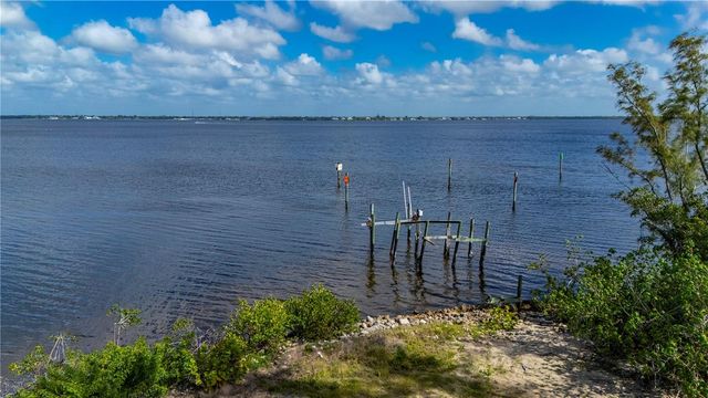 6141 ELLIOTT STREET, Punta Gorda, FL 33950