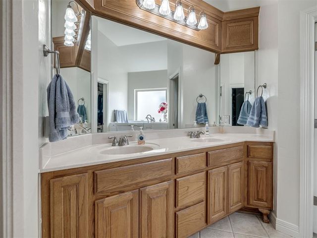 3912 SE 41st Place, Oklahoma City, OK 73165