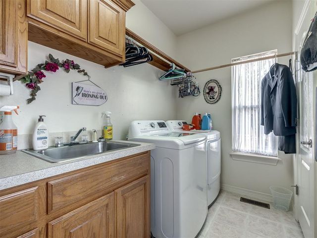 3912 SE 41st Place, Oklahoma City, OK 73165