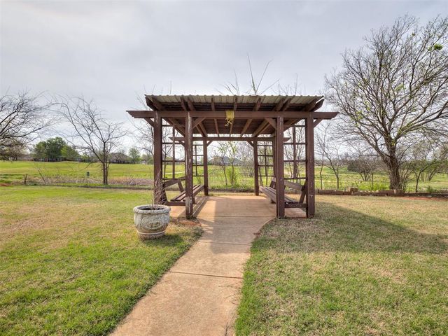 3912 SE 41st Place, Oklahoma City, OK 73165