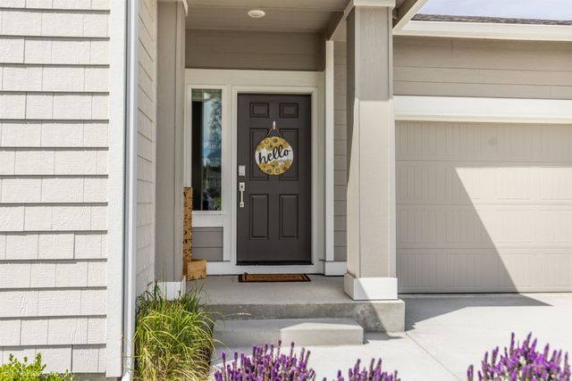 6901 S BOULDER RIDGE Dr, Spokane, WA 99224