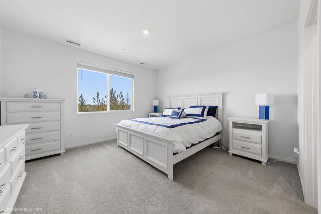 6901 S BOULDER RIDGE Dr, Spokane, WA 99224