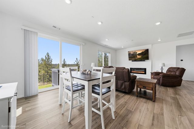 6901 S BOULDER RIDGE Dr, Spokane, WA 99224