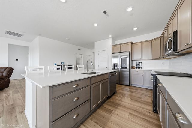 6901 S BOULDER RIDGE Dr, Spokane, WA 99224