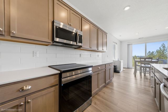 6901 S BOULDER RIDGE Dr, Spokane, WA 99224