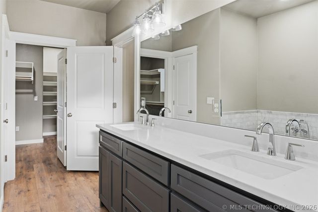 150 Woods Road, Mead, OK 73449