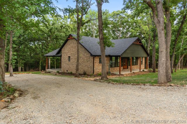 150 Woods Road, Mead, OK 73449
