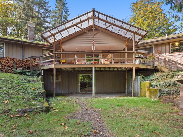 4622 MAPLETON Dr, West Linn, OR 97068