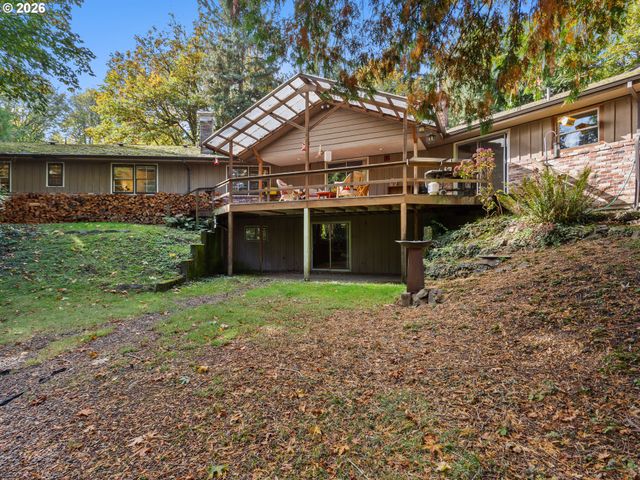 4622 MAPLETON Dr, West Linn, OR 97068