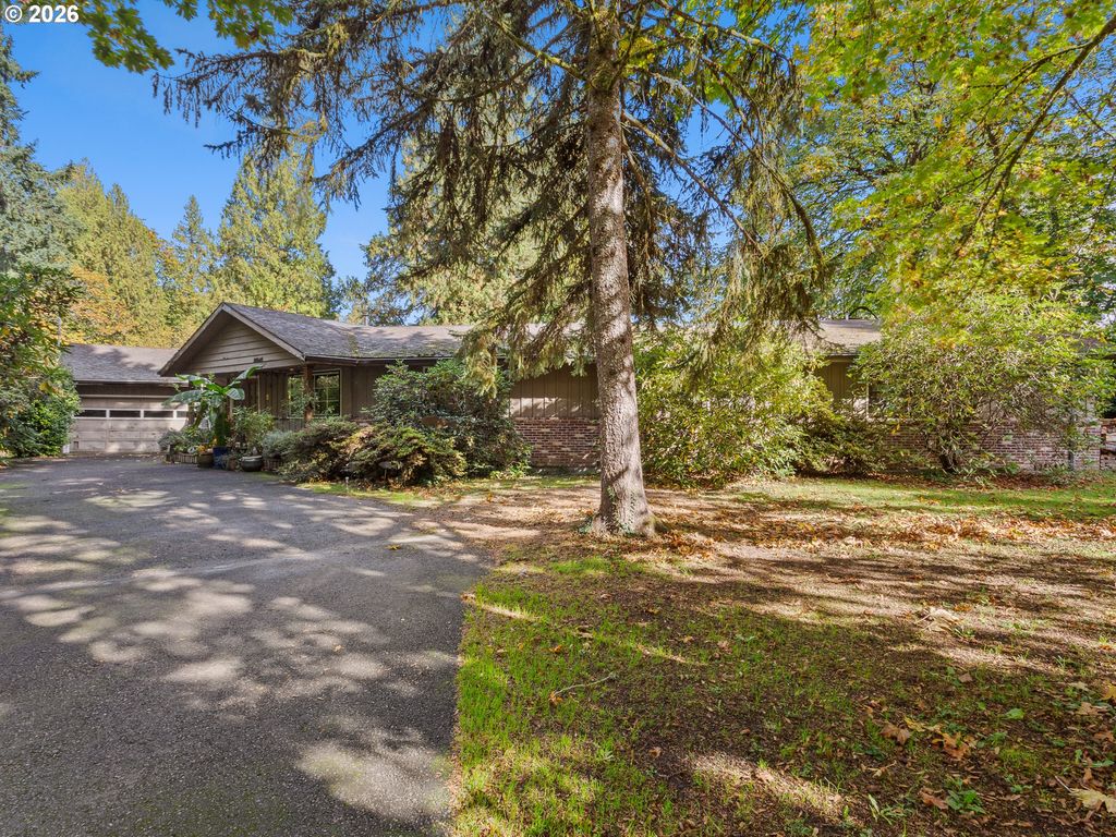 4622 MAPLETON Dr, West Linn, OR 97068