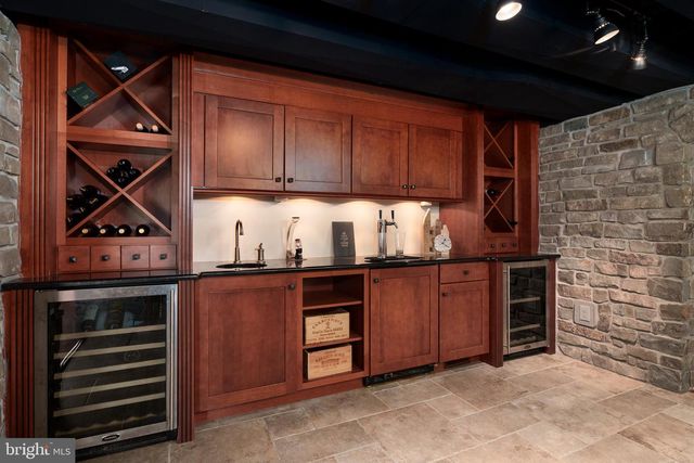 213 CRANBURY NECK RD, Cranbury, NJ 08512