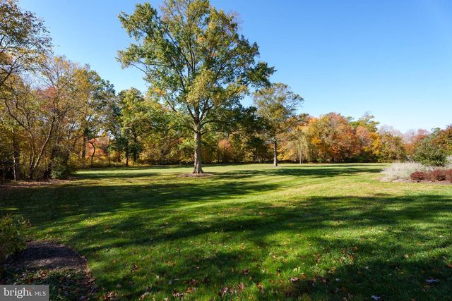 213 CRANBURY NECK RD, Cranbury, NJ 08512