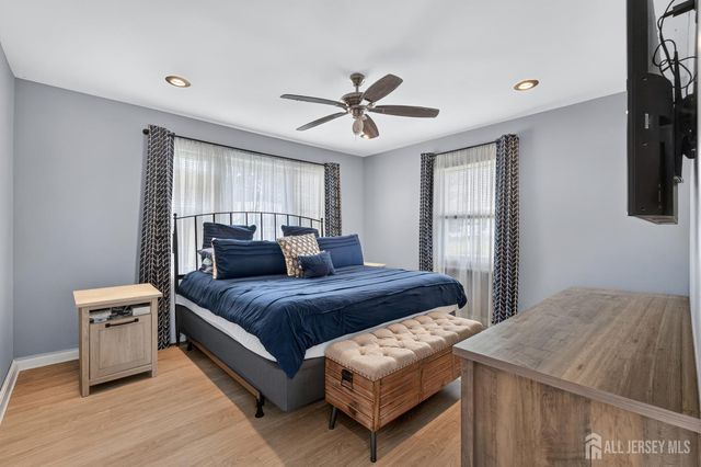 28 Wagner Street, Fords, NJ 08863