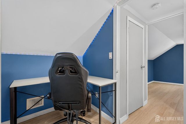 28 Wagner Street, Fords, NJ 08863