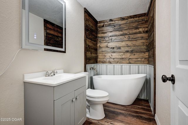 2285 Quail Road, Diamond, MO 64840